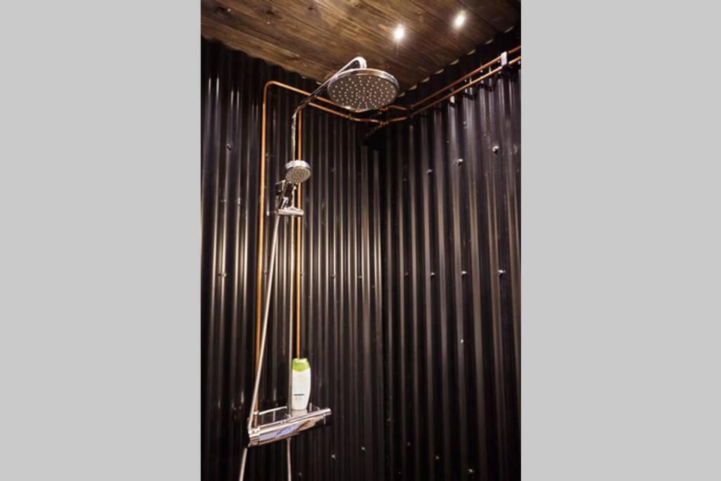 En Oas Naera Birsta Apartment ซุนด์สวาลล์ ภายนอก รูปภาพ
